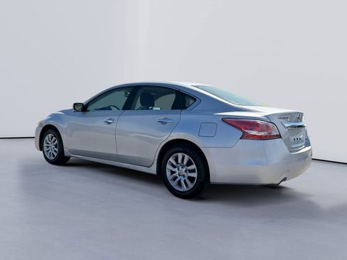 Used 2013 Nissan Altima 2.5 S image 5