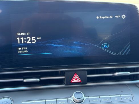 Used 2023 Hyundai Elantra SEL w/ Convenience Package image 23