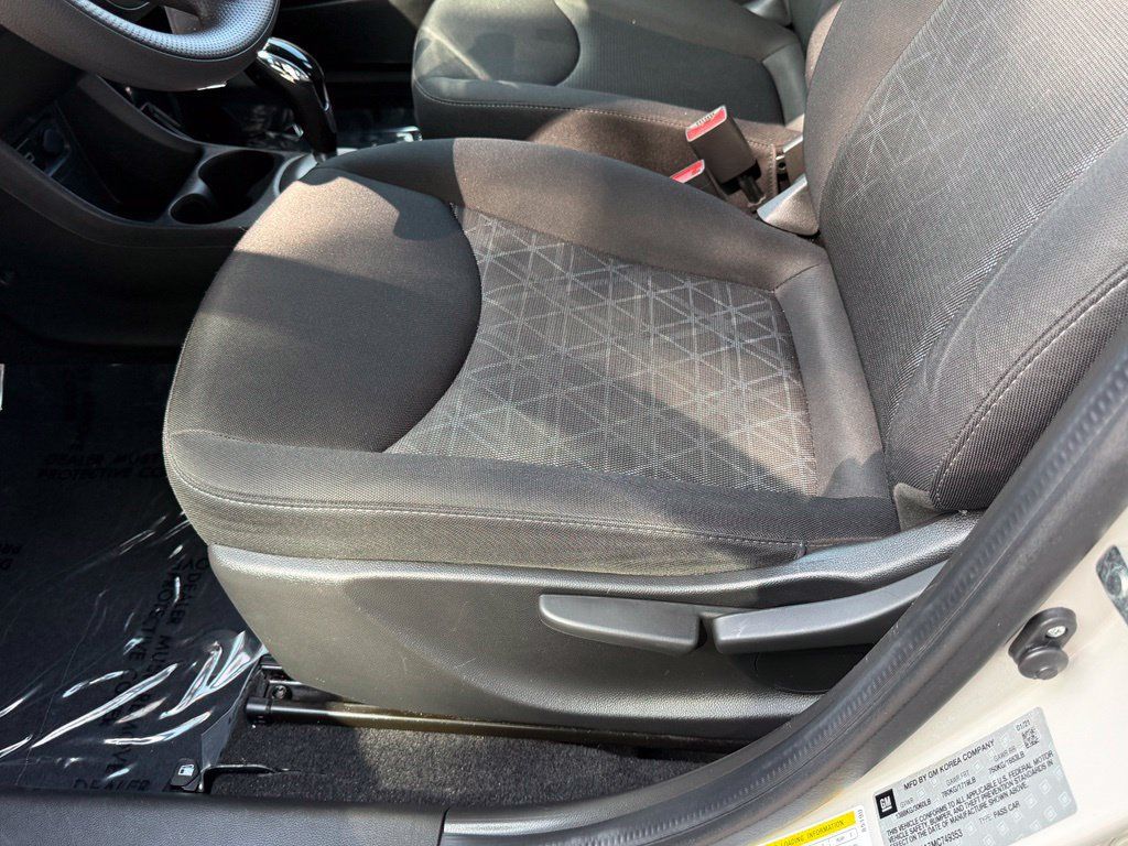 Used 2021 Chevrolet Spark LT FWD image 23