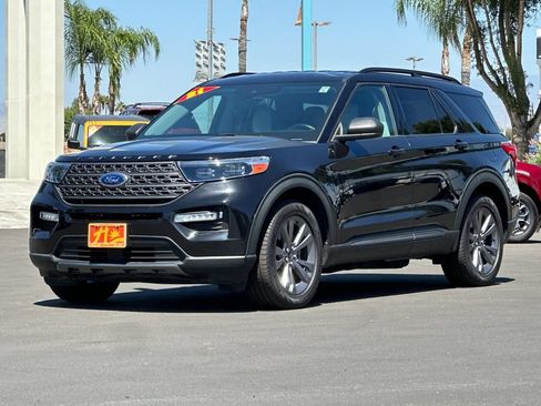 Used 2021 Ford Explorer XLT w/ Equipment Group 202A RWD image 7