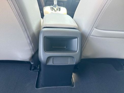New 2027 Honda HR-V EX-L image 17