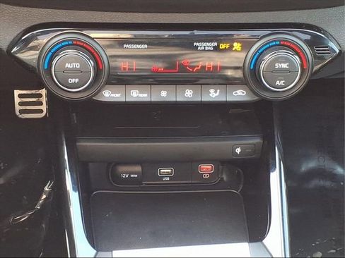 Used 2023 Kia Forte GT-Line w/ GT-Line Premium Package image 22