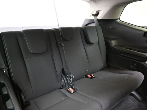 Certified 2024 Subaru Ascent Premium w/ Convenience Package image 16