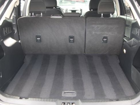 Used 2017 Ford Edge SEL image 3