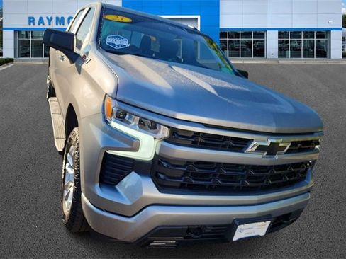 Used 2023 Chevrolet Silverado 1500 RST w/ Convenience Package II image 2