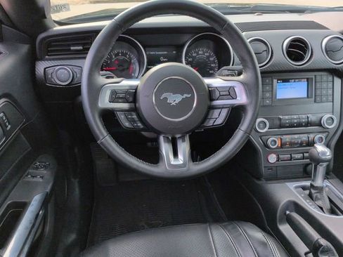 Certified 2020 Ford Mustang Coupe image 15