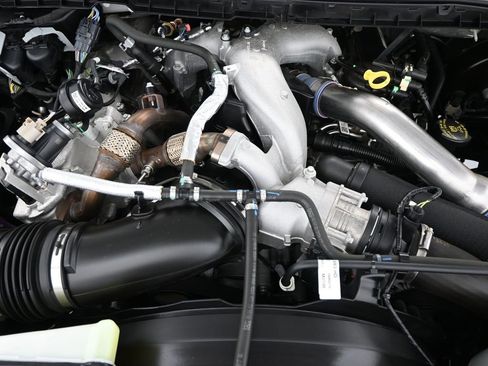 Used 2022 Ford F250 Lariat w/ Chrome Package image 46