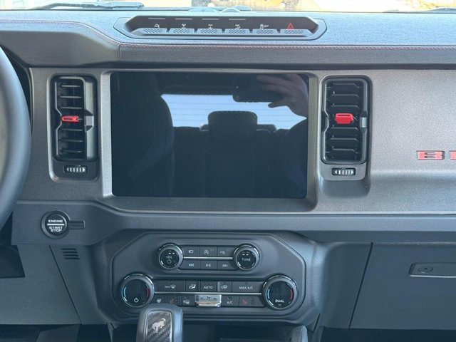 New 2026 Ford Bronco Raptor w/ Interior Carbon Fiber Pack AWD/4WD image 8