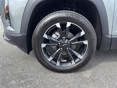 New 2026 Chevrolet Equinox RS w/ Convenience Package III FWD image 9
