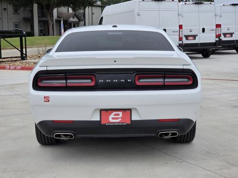 Used 2022 Dodge Challenger GT RWD image 7