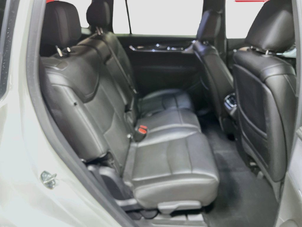 Used 2020 Cadillac XT6 Sport AWD/4WD image 30