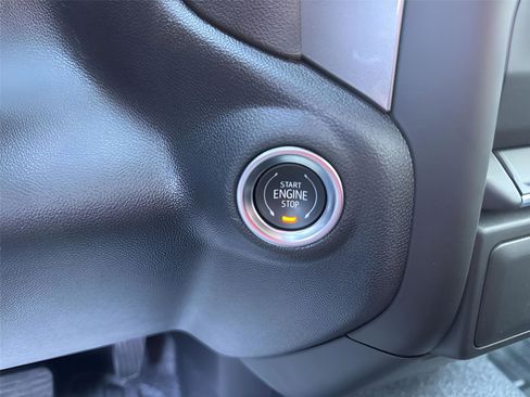 Used 2025 Chevrolet Silverado 1500 W/T w/ Trailering Package image 17