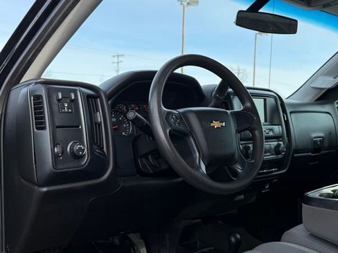 Used 2018 Chevrolet Silverado 1500 W/T image 12