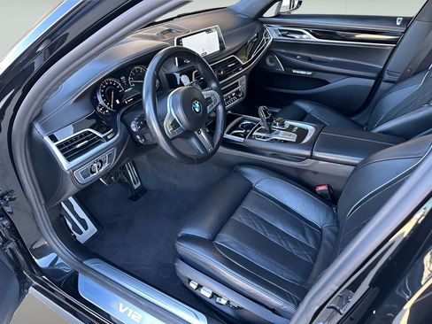 Used 2018 BMW M760i xDrive M760i xDrive image 12