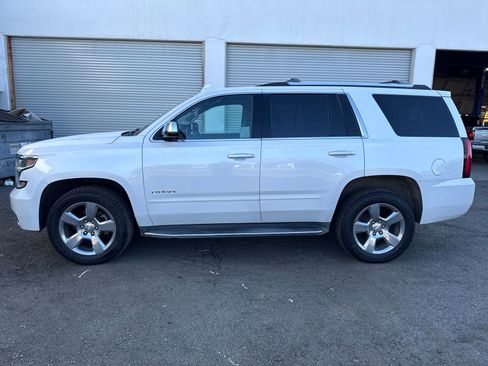 Used 2018 Chevrolet Tahoe Premier image 2