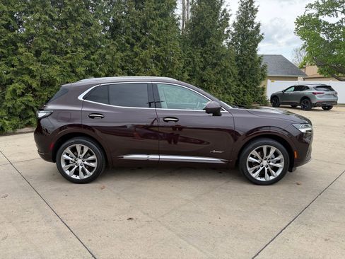 Used 2021 Buick Envision Avenir image 32