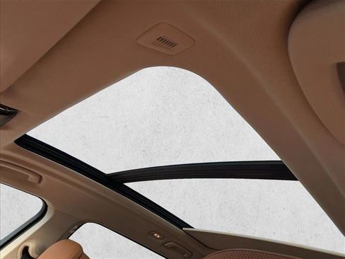 Certified 2023 BMW X7 xDrive40i w/ Climate Comfort Package image 16