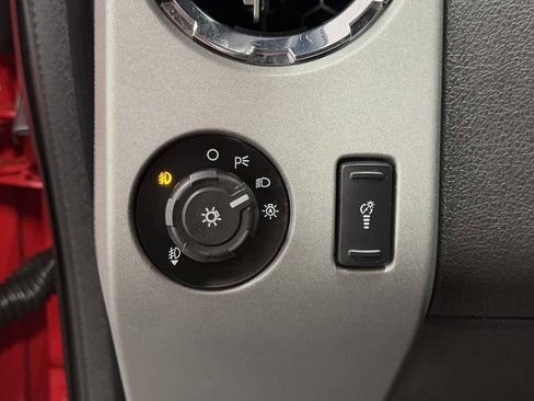 Used 2013 Ford F250 Lariat w/ Lariat Chrome Pkg image 23