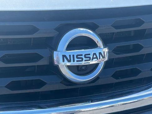 Used 2020 Nissan Pathfinder SL AWD/4WD image 11