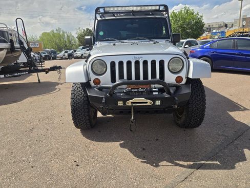 Used 2012 Jeep Wrangler Unlimited Sahara w/ Connectivity Group AWD/4WD image 3