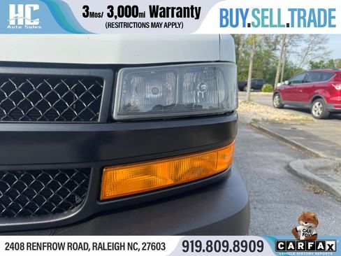 Used 2019 Chevrolet Express 2500 Extended w/ Driver Convenience Package image 10