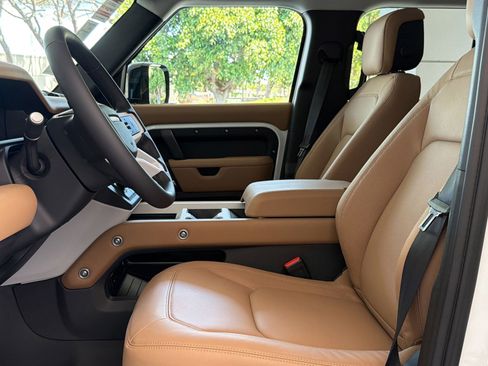 New 2026 Land Rover Defender 110 S AWD/4WD image 5