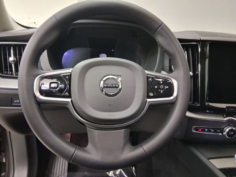 Used 2025 Volvo XC60 T8 Ultra w/ Protection Package Premier AWD/4WD image 16