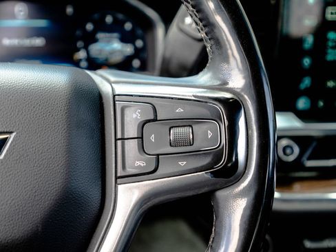 Certified 2024 Chevrolet Silverado 1500 LT AWD/4WD image 16