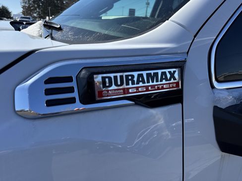 New 2026 GMC Sierra 2500 Denali w/ Denali Reserve Package image 10