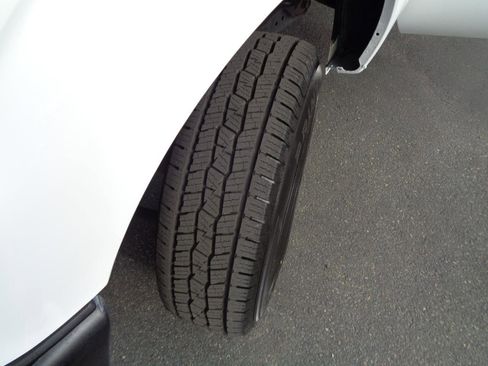 Used 2013 Ford F250 XL AWD/4WD image 23