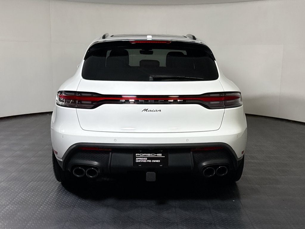 Certified 2025 Porsche Macan AWD/4WD image 6