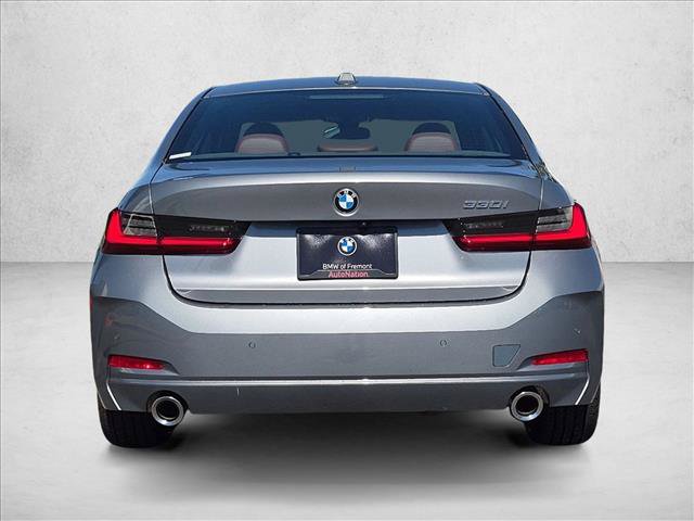 Used 2024 BMW 330i Sedan w/ Premium Package RWD image 6