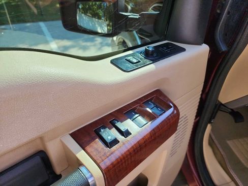 Used 2012 Ford F250 King Ranch w/ FX4 Off Road Pkg AWD/4WD image 19