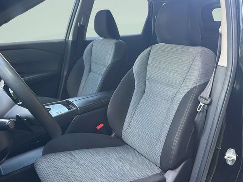 Used 2023 Nissan Rogue SV FWD image 28