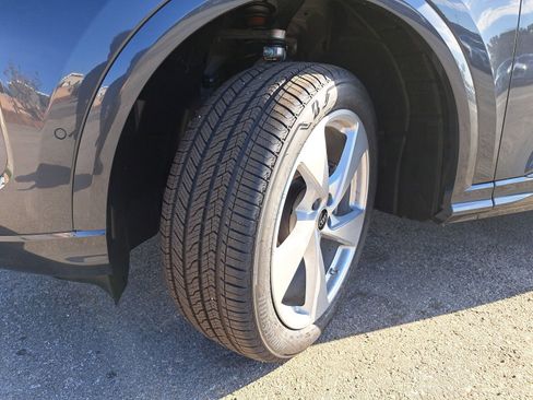 New 2025 Audi Q5 Premium Plus image 37