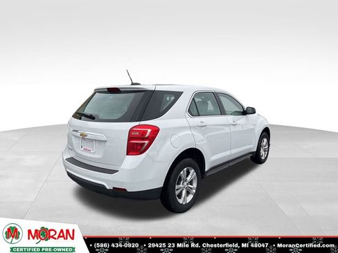 Used 2018 Chevrolet Equinox LT w/ Sun & Infotainment Package image 5