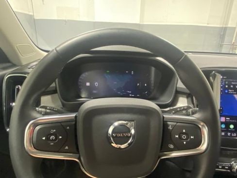 Used 2026 Volvo XC40 B5 Plus AWD/4WD image 15