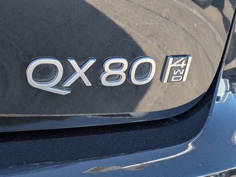 Used 2025 INFINITI QX80 Sensory AWD/4WD image 8
