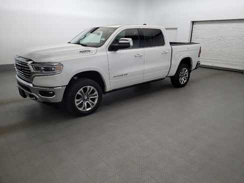 Used 2022 RAM 1500 Limited AWD/4WD image 2