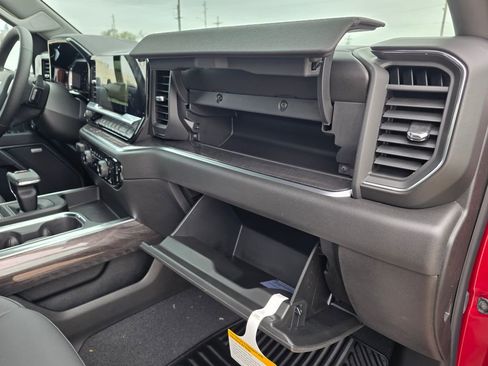 New 2026 Chevrolet Silverado 1500 LTZ w/ LTZ Convenience Package II AWD/4WD image 35