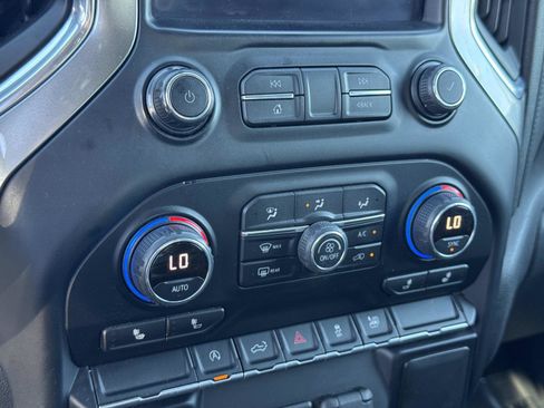 Used 2020 Chevrolet Silverado 1500 LT w/ All-Star Edition image 15