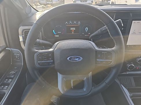 Used 2025 Ford F350 Lariat w/ Lariat Ultimate Package image 16