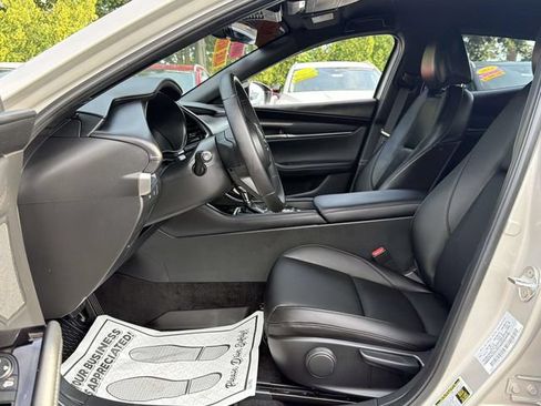 Used 2025 MAZDA MAZDA3 s Sport FWD image 9
