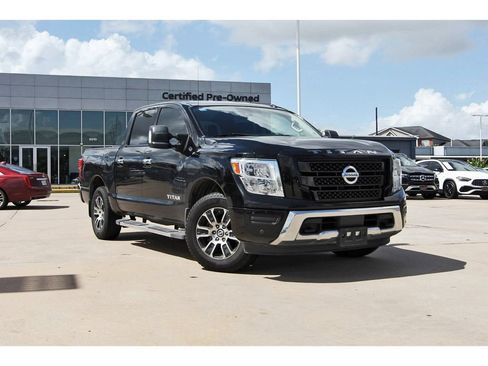 Used 2021 Nissan Titan SV w/ SV Convenience Package RWD image 1