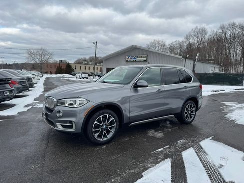 Used 2018 BMW X5 xDrive35i image 2