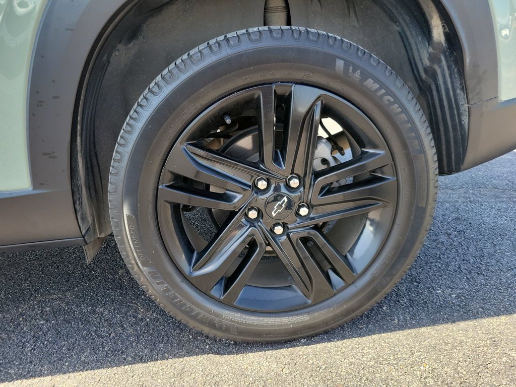 Certified 2024 Chevrolet Trax ACTIV w/ Sunroof Package FWD image 32