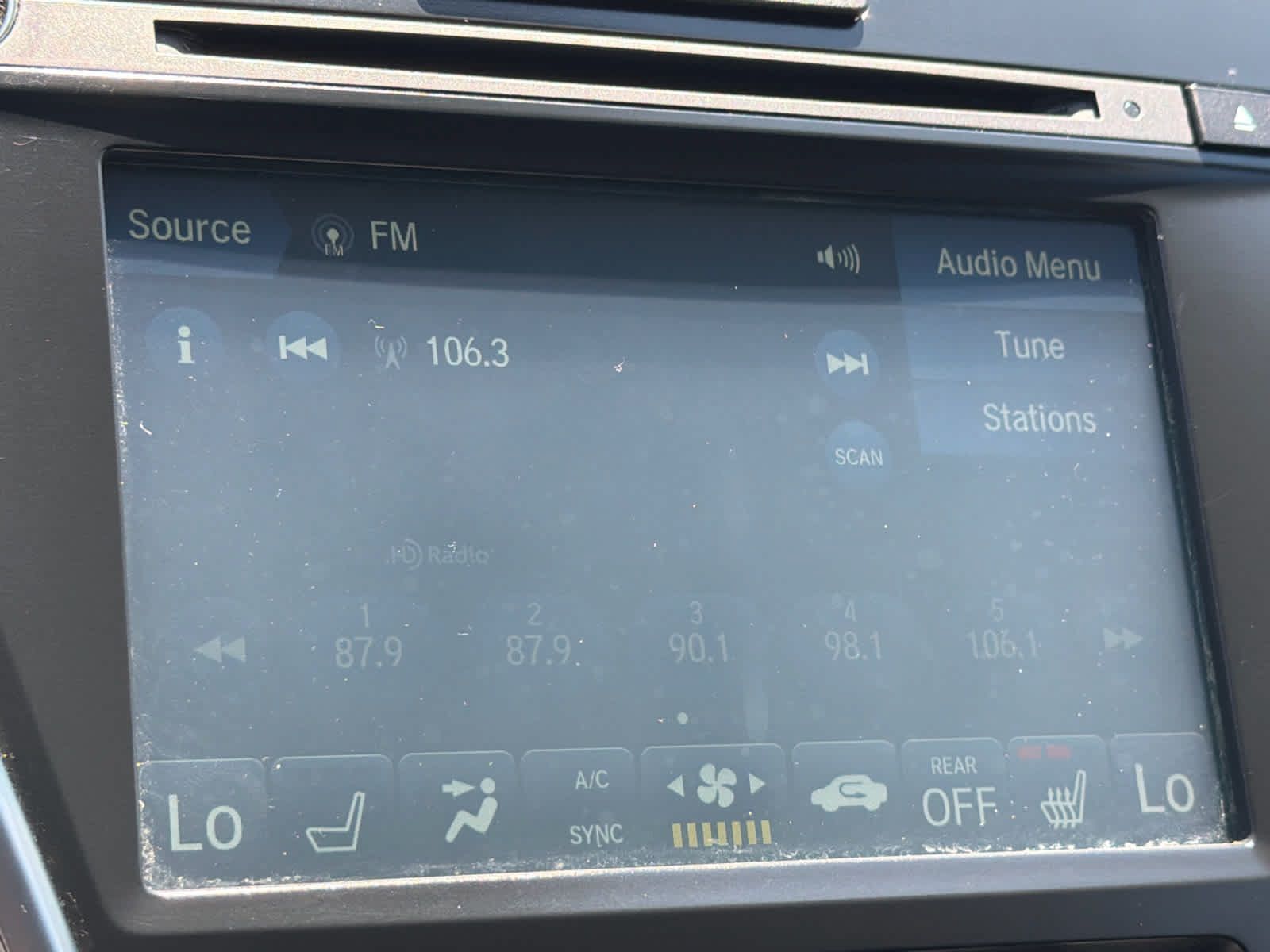 Used 2020 Acura MDX w/ Technology Package AWD/4WD image 13