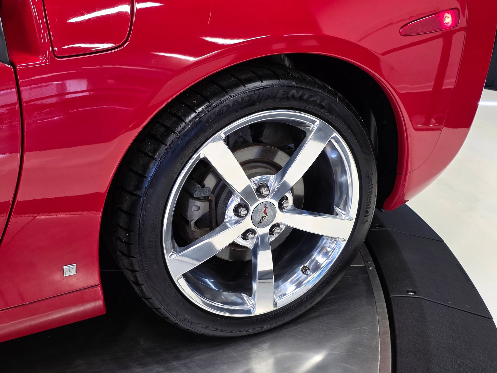Used 2008 Chevrolet Corvette Coupe w/ Preferred Equipment Group RWD image 39