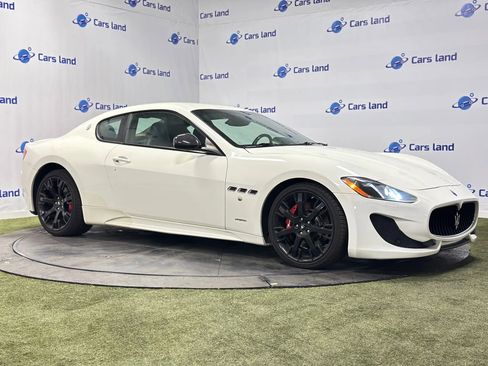 Used 2014 Maserati GranTurismo MC image 2
