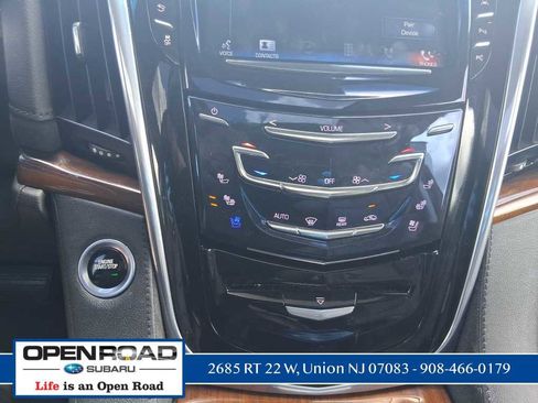 Used 2020 Cadillac Escalade Luxury w/ Escalade Sport Edition RWD image 24
